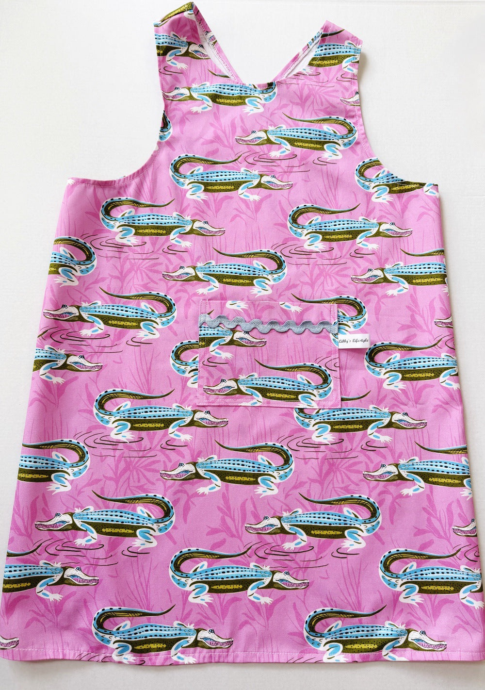 Children's cross back apron