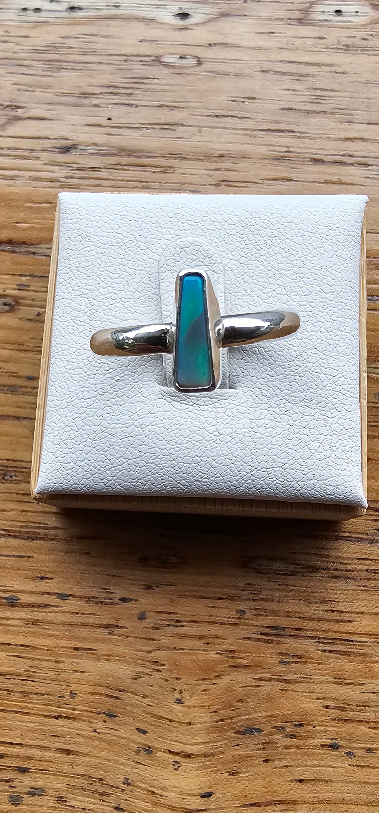 Lightning Ridge 0.60 solid opal Ring.