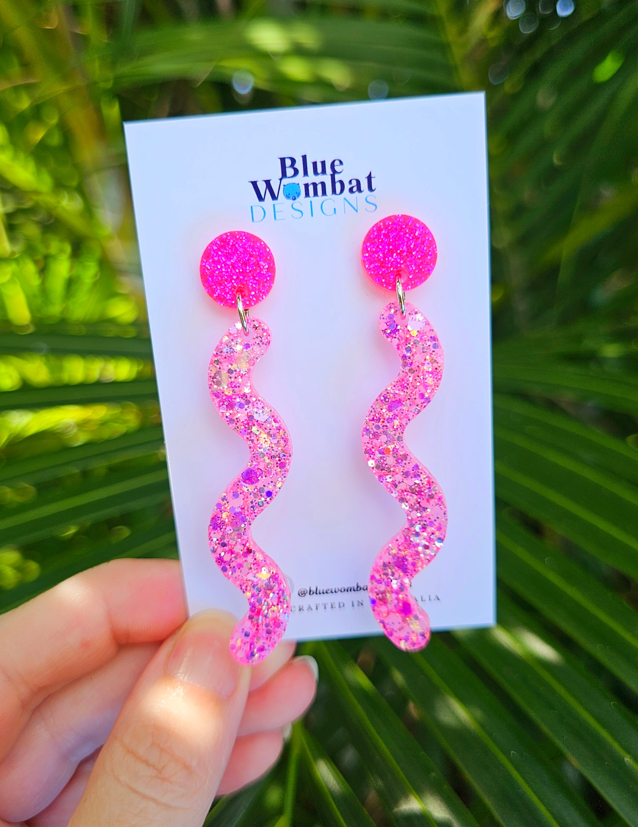 Squiggle Glitter Pink Resin Dangles