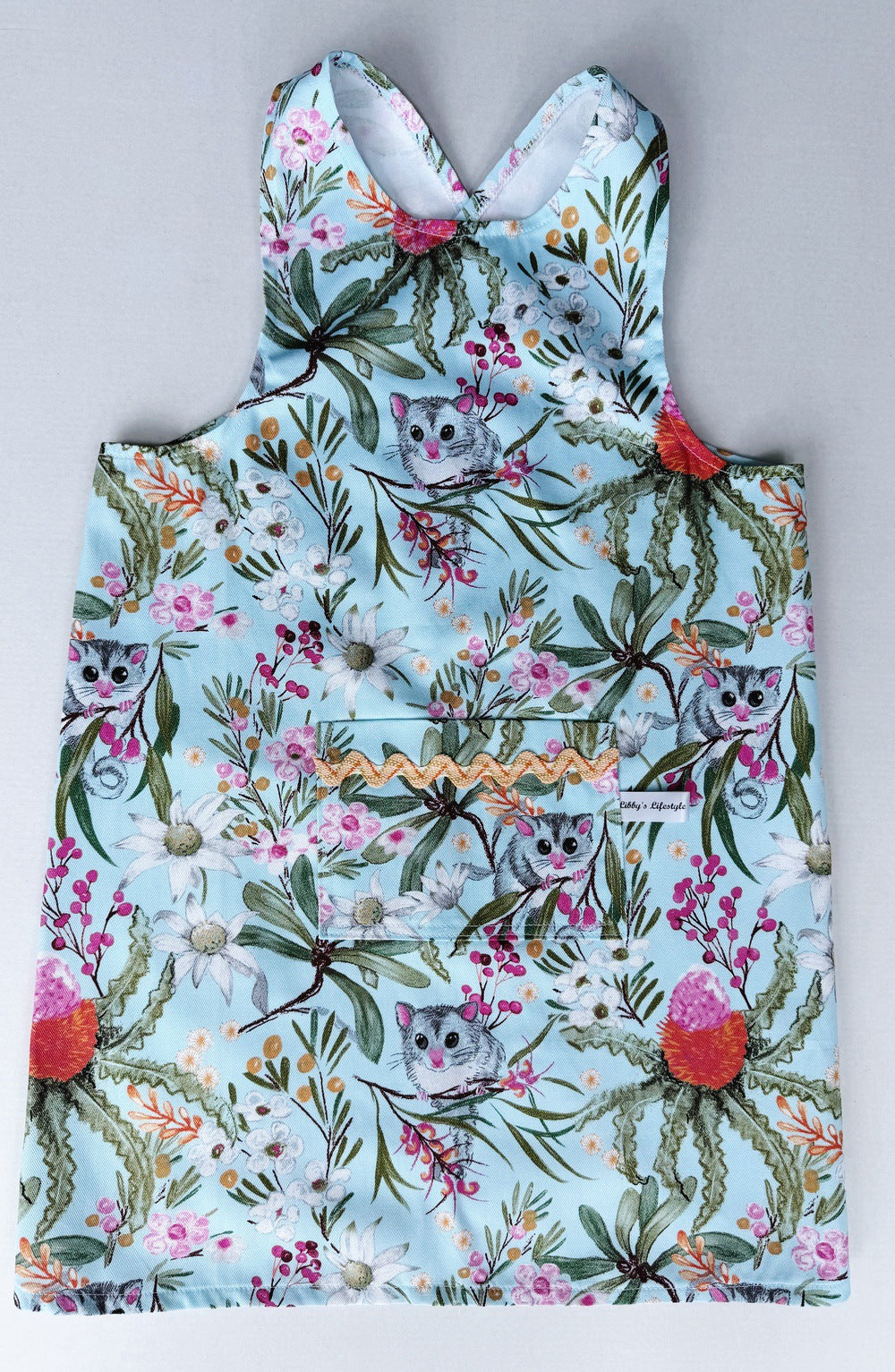 Children's cross back apron