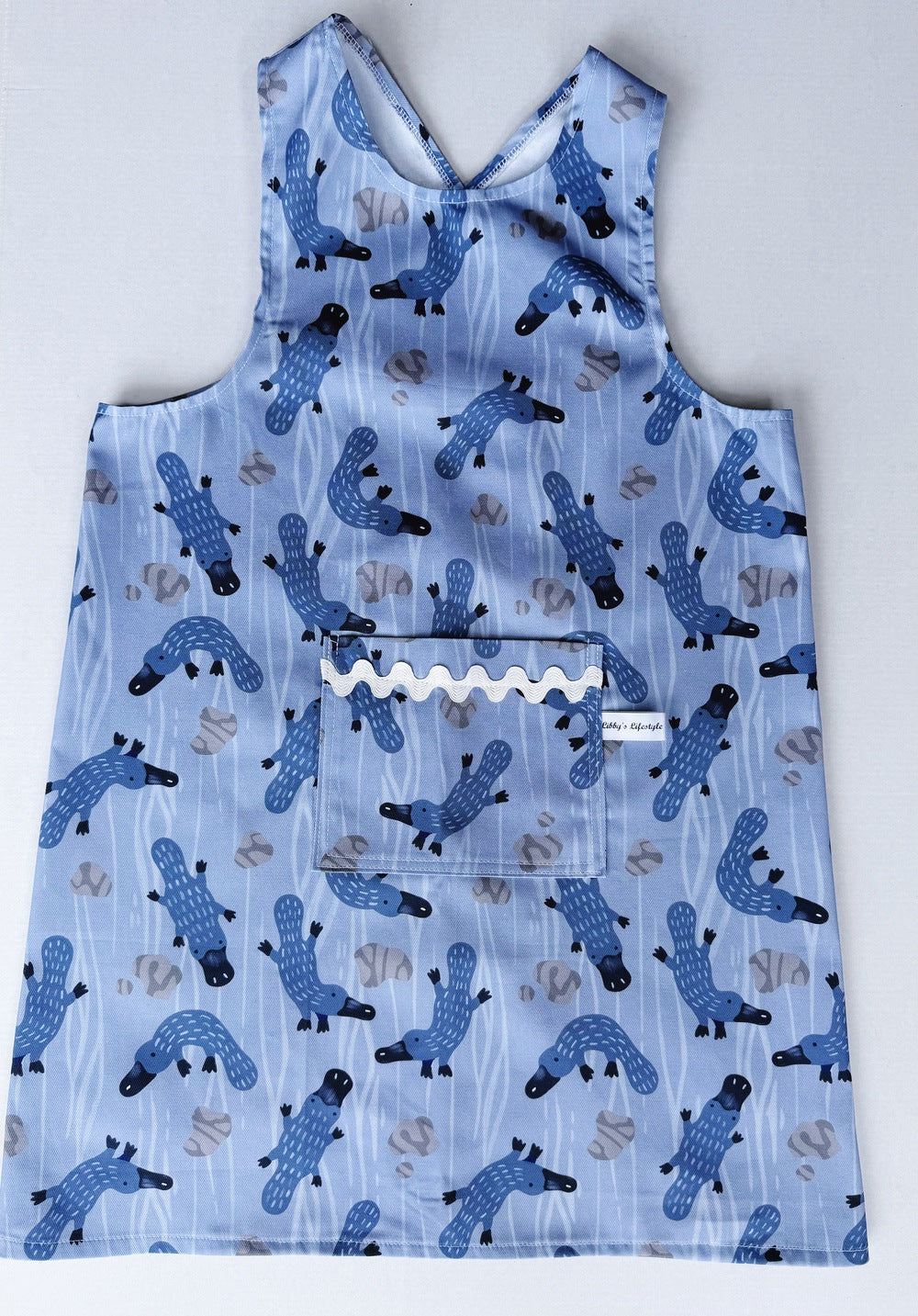 Children's cross back apron