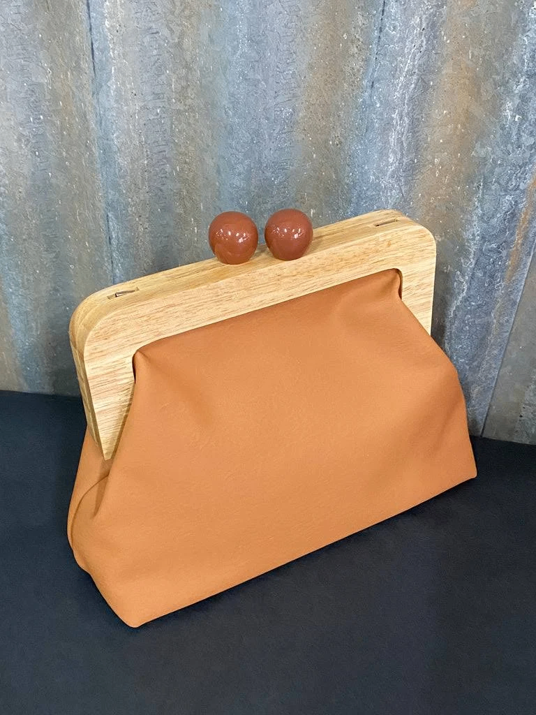 69a53347e6f476195c1e68ac_shopping_1791401935684.png