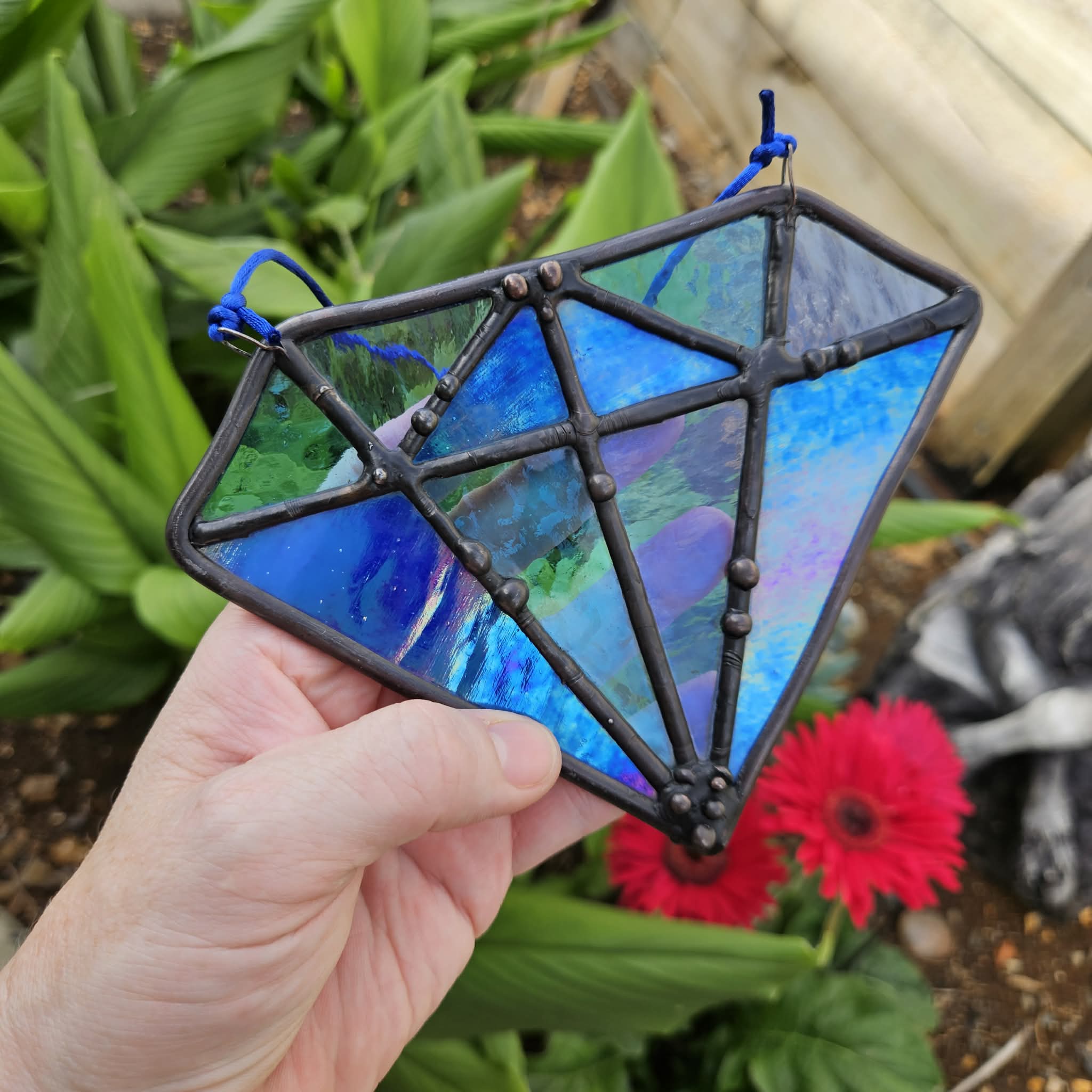 Diamond medium